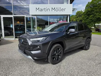 Gebraucht Toyota RAV4 Hybrid Basis 222 PS (163 kW) 2024 Grau SUV