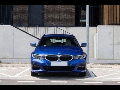 Gebraucht BMW 330e M Sport 292 PS (214 kW) 2022 Blau Kombi