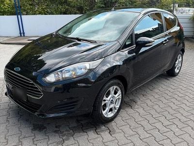 Begagnad Ford Fiesta 2013 Svart Sportkupé