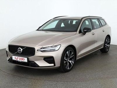 Neu Volvo V60 Plus 197 PS (144 kW) 2026 Beige Kombi