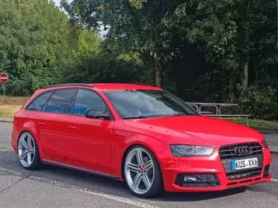 Gebraucht Audi A4 Competition 177 PS (130 kW) 2015 Rot Kombi