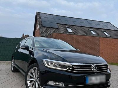 Gebraucht VW Passat Highline 190 PS (139 kW) 2017 Schwarz Kombi