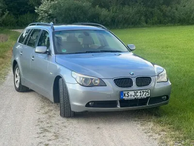 Gebraucht BMW 523 177 PS (130 kW) 2005 Grau Kombi