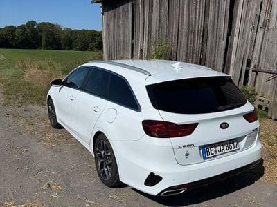 Gebraucht Kia Ceed Sportswagon GT-Line 140 PS (102 kW) 2020 Weiß Kombi