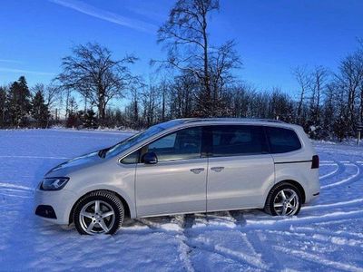 Weiß Gebraucht 2021 Seat Alhambra 4Drive Van / Kleinbus | 32.500 € (Etwas zu teuer)