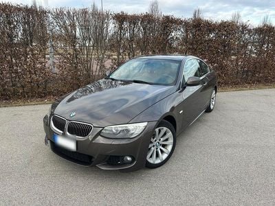 Gebraucht BMW 330 Comfort Edition 245 PS (180 kW) 2010 Braun Coupé