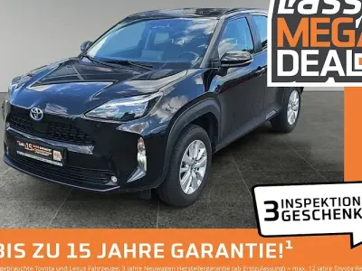 Gebraucht Toyota Yaris Cross Comfort 116 PS (85 kW) 2023 Schwarz SUV