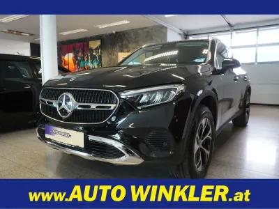 Gebraucht Mercedes GLC300e 313 PS (230 kW) 2023 Schwarz SUV