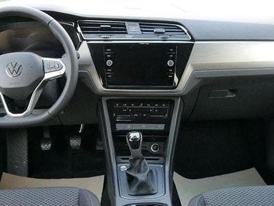 Nouă VW Touran Comfortline 150 CP (110 kW) 2026 Gri Monovolum