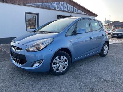 Gebraucht Hyundai ix20 90 PS (66 kW) 2014 Blau Kleinwagen