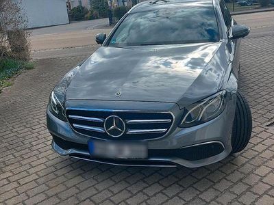 Mercedes E300