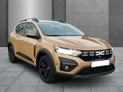 Neu Dacia Sandero Extreme 110 PS (80 kW) 2025 Safaribeige Kleinwagen