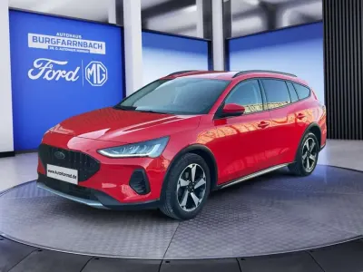 Gebraucht Ford Focus Active X 120 PS (88 kW) 2022 Rot Kombi