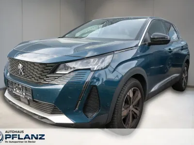 Gebraucht Peugeot 3008 Allure 131 PS (96 kW) 2023 Blau SUV