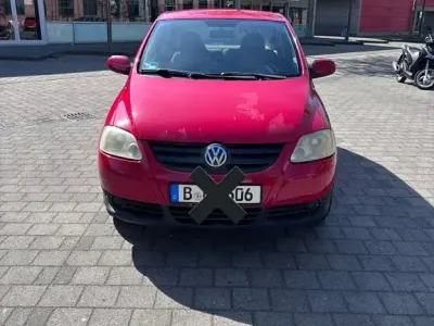 Używany VW Fox 54 KM (39 kW) 2005 Czerwony Hatchback