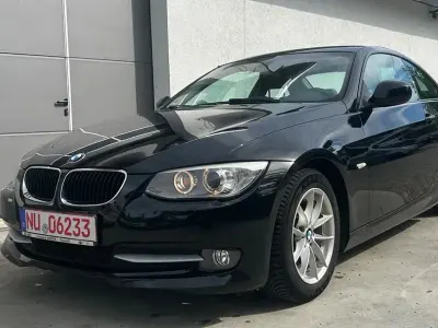 Gebraucht BMW 318 Sport Line 143 PS (105 kW) 2012 Schwarz Coupé
