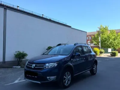 Gebraucht Dacia Sandero Stepway 90 PS (66 kW) 2018 Blau Limousine