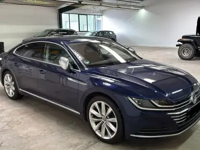 Brugt VW Arteon Elegance 190 HK (139 kW) 2018 Blå Hatchback