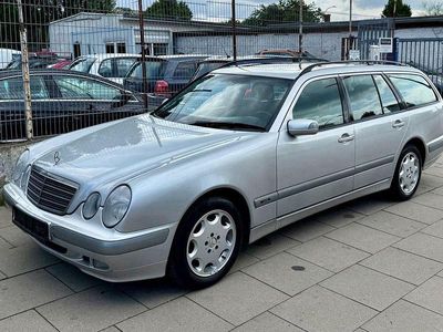 Mercedes E200
