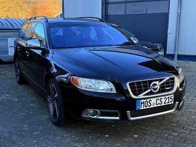 Schwarz Gebraucht 2009 Volvo V70 R-Design Kombi | 5.999 € (Teuer)