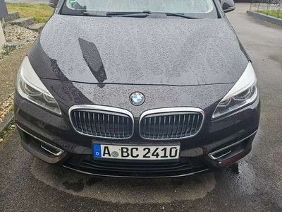 BMW 225