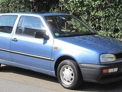 Brugt VW Golf III 60 HK (44 kW) 1992 Blå Hatchback