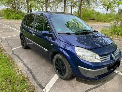 Używany Renault Scénic 113 KM (83 kW) 2003 Niebieski Minivan