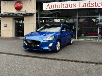 Gebraucht Ford Focus Titanium 120 PS (88 kW) 2020 Blau Kombi