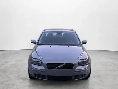 Gebraucht Volvo S40 140 PS (102 kW) 2004 Silber Limousine