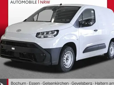 Neu Toyota Proace City City 102 PS (75 kW) 2026 Weiß Van / Kleinbus