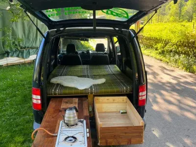 Gebraucht VW Caddy 150 PS (110 kW) 2011 Blau Van / Kleinbus