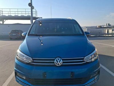 Gebraucht VW Touran Highline 150 PS (110 kW) 2017 Blau Van / Kleinbus