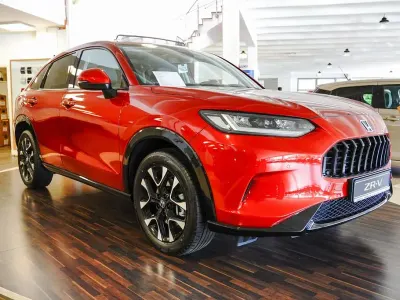 Neu Honda ZR-V Advance 143 PS (105 kW) 2026 Rot SUV