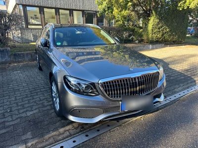 gebraucht Mercedes E220 T EXCLUSIVE Autom. EXCLUSIVE