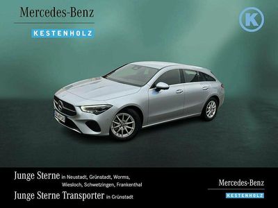 Gebraucht Mercedes CLA200 Shooting Brake Progressive 163 PS (119 kW) 2026 Lack hightechsilber Kombi