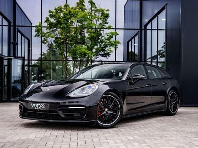 Porsche Panamera 4S