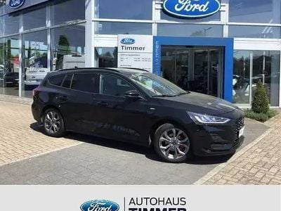 Gebraucht Ford Focus ST-Line 155 PS (114 kW) 2023 Magneticgrau (metallic) Limousine