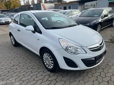 Używany Opel Corsa 69 KM (50 kW) 2012 Biały Hatchback