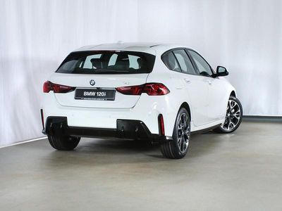 Neu BMW 120 M Sport 156 PS (114 kW) 2025 Weiss Kleinwagen