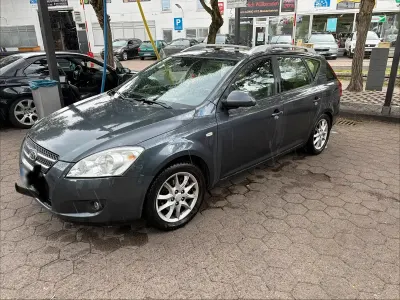 Gebraucht Kia Ceed 105 PS (77 kW) 2007 Grau Kleinwagen