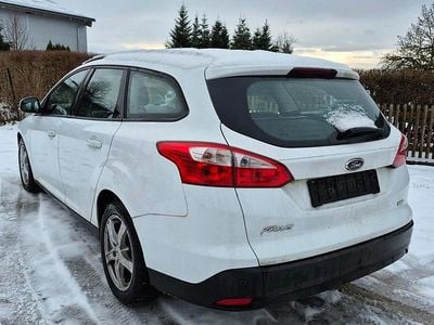 Gebraucht Ford Focus 2014 Weiß Kombi