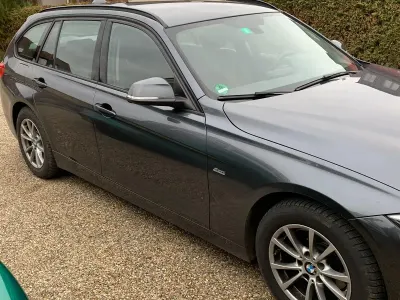 Gebraucht BMW 318 Sport Line 150 PS (110 kW) 2018 Grau Kombi