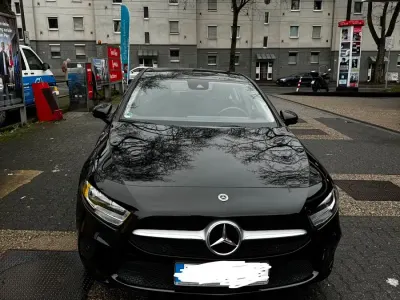 Gebraucht Mercedes A250 Advanced 218 PS (160 kW) 2021 Schwarz Kombi