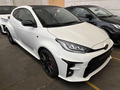 Weiß Gebraucht 2022 Toyota Yaris Kleinwagen | 33.950 € (Fairer Preis)