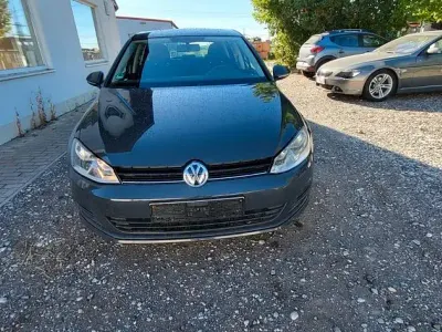 Gebraucht VW Golf VII Comfortline 86 PS (63 kW) 2014 Grau Limousine