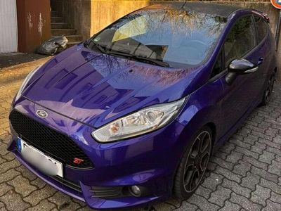 Gebraucht Ford Fiesta Sport 182 PS (133 kW) 2015 Blau Limousine