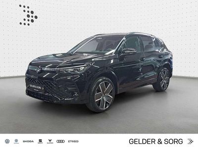 Neu VW Tiguan R-line 193 PS (141 kW) 2025 Grenadillschwarz metallic SUV