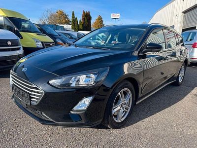 Gebraucht Ford Focus Cool & Connect 125 PS (91 kW) 2019 Schwarz Limousine