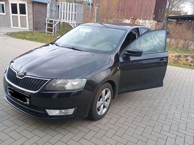 Gebraucht Skoda Rapid Ambition 105 PS (77 kW) 2014 Schwarz Kleinwagen