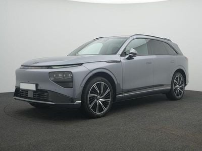 Neu XPENG G9 AWD Performance 422 kW (575 PS) 2026 Graphite gray SUV